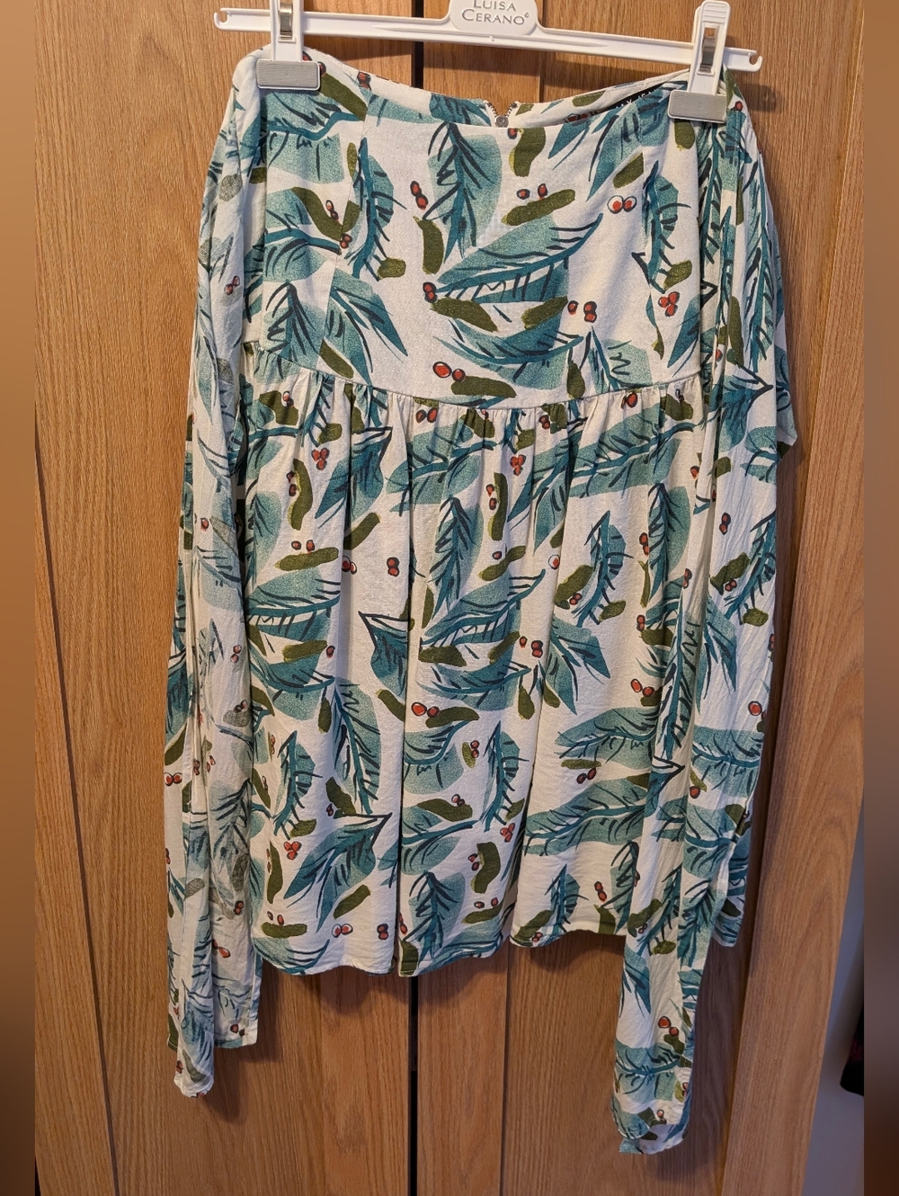 Max Jeans White Midi Skirt with Blue and Green Leaf Print